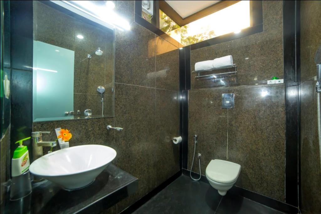 하이데라바드 Hill View Begumpet B&B 외부 사진